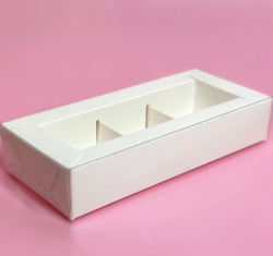 Изображение Коробка для 3 конфет белая с пластиковой крышкой 155*70*30 мм